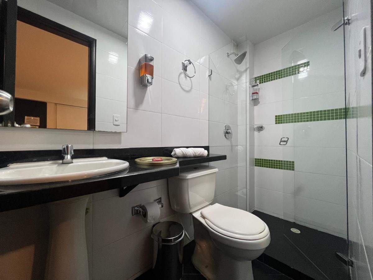 Hotel Ferias Park Bogotá Dış mekan fotoğraf
